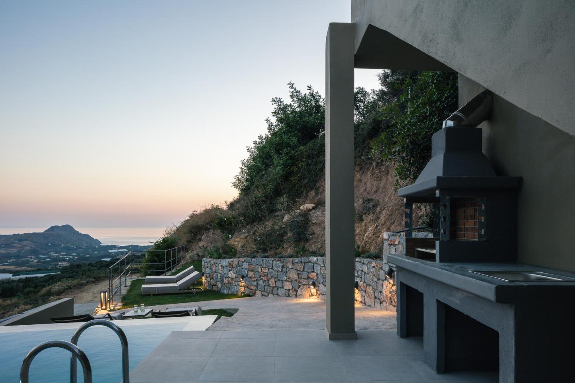 Epsilon Villa, Private Swimming Pool Garden, Panoramic Sunset